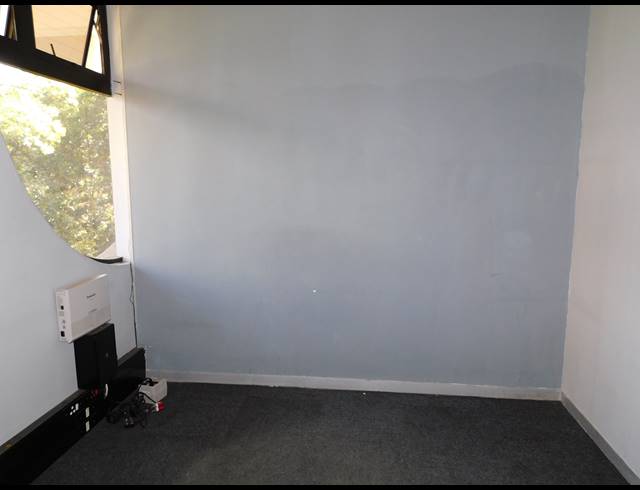 163M² OFFICE TO LET IN FERNDALE